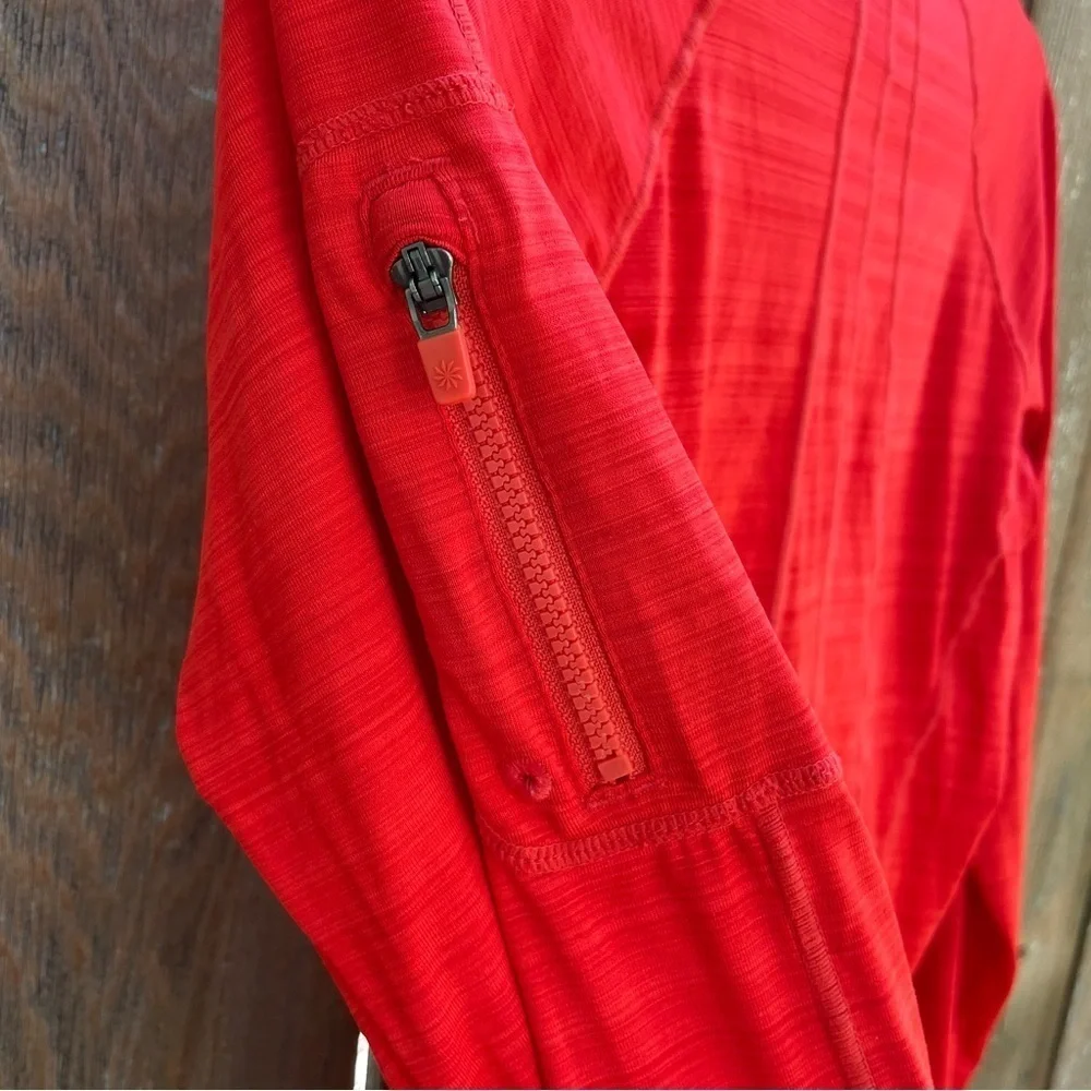 ATHLETA Women’s Orange Red Long Sleeve Half Zip Pullover Sweatshirt Size Small